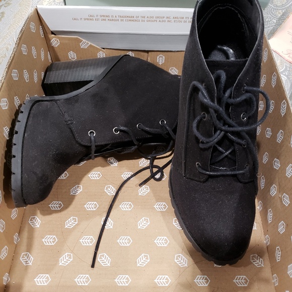 Heels - Picture 2 of 3